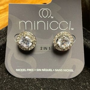 Two in one crystal earrings. As shown on the pics you have two ways of wearing